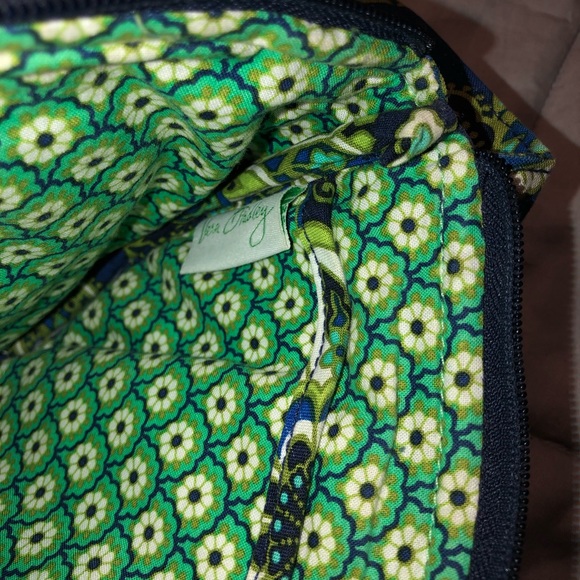 vera bradley crossbody bag - Picture 2 of 2